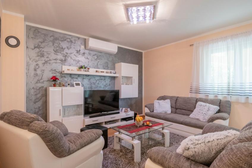 Villa "Mile" mit beheiztem Pool, Grill und Terrasse - foto 30