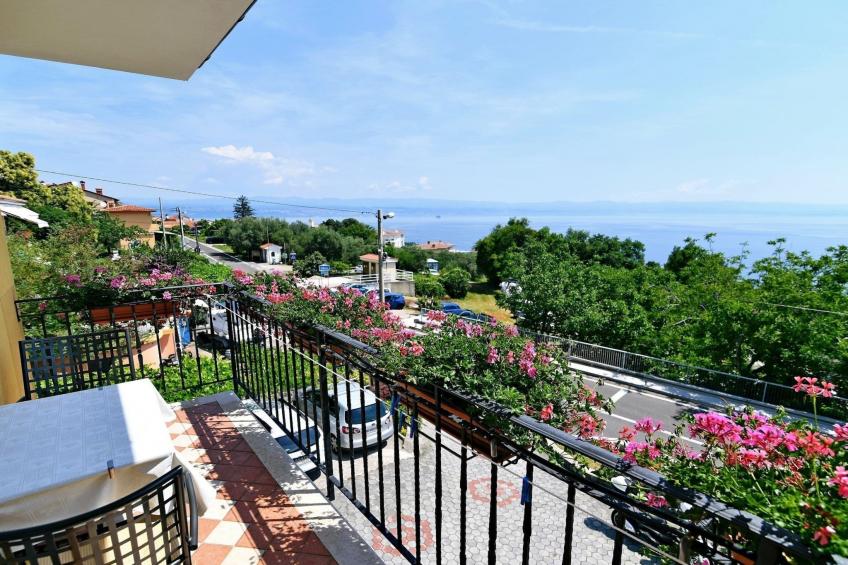 Scenic Retreat Rooms and Family Apartments - Double Room with Balcony 1 - foto 6