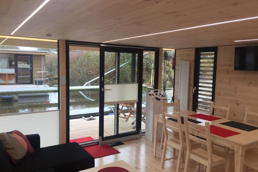 Hausboot für vier Personen mit Kamin und Terrasse - foto 7