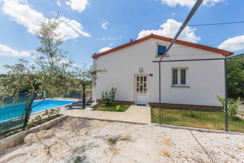 Villa avec climatisation et piscine - BF-YKVRD - foto 21