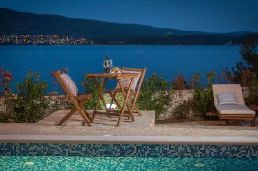 Beachfront villa Noa with heated pool - foto 33