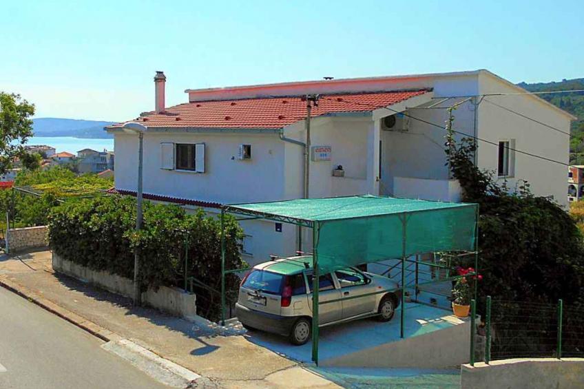 Holiday apartment with barbecue facilities - BF-P7RD