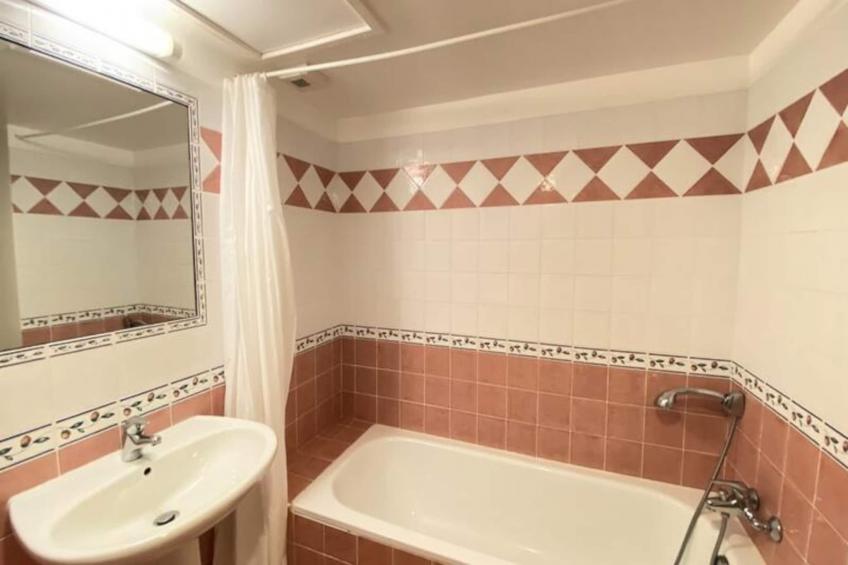 04b7 : Beau T3 Au Coeur Des Lavandes - Piscine - foto 3