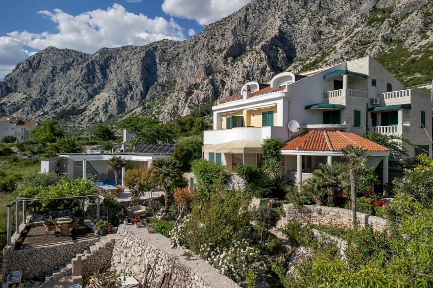 Wohnung in Drašnice mit Schönem Garten - foto 17