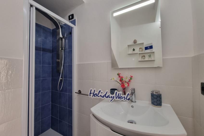 Donna Elisa von Holiday World - foto 12