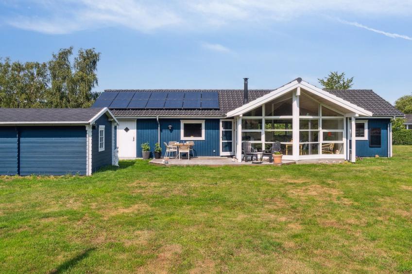 "Asvalde" - 200m to the inlet in Sealand