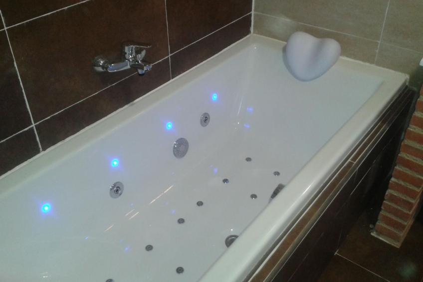 Sehr gepflegtes Ferienhaus im typisch spanischen Stil mit Garten, zwei Terrasse - foto 31