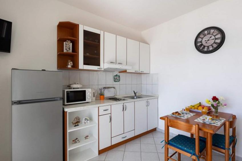 House Rašica - One Bedroom Apartment with Terrace and Sea view (2) - foto 4