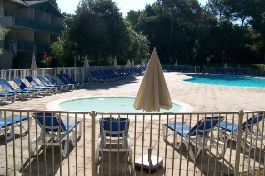 Hübsches kleines Haus in ruhiger Lage in einer baumbestandenen Residenz mit beh - foto 14