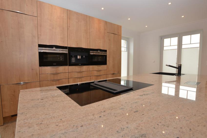 Merzijana Eerdgeschoss in Stinteck - foto 16