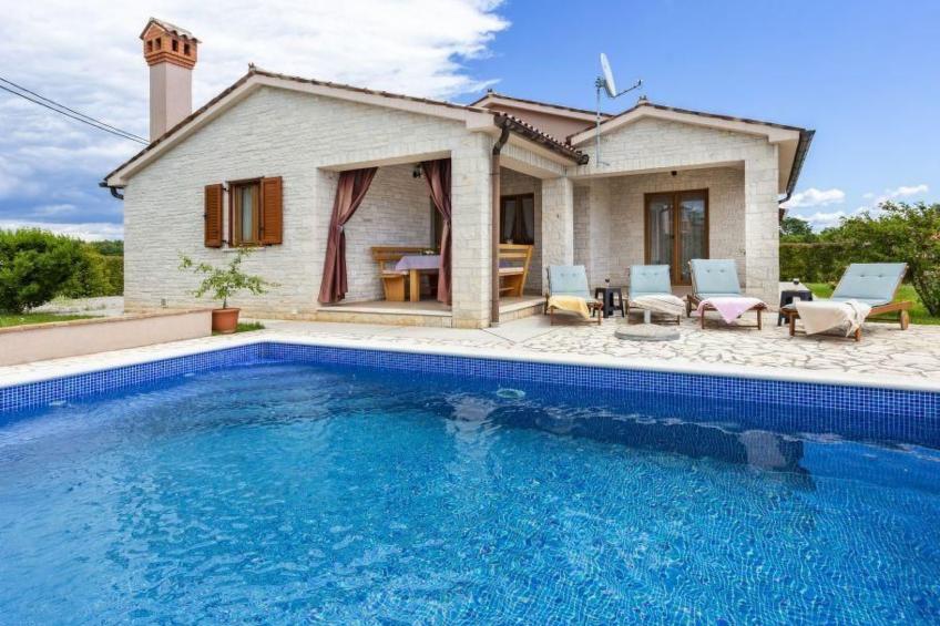 "Villa Mirela" mit Terrasse - foto 3