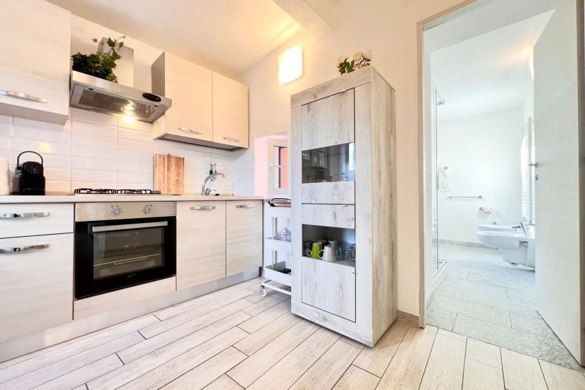 Wohnung im zweiten Stock mit Parkplatz und Garten - foto 31