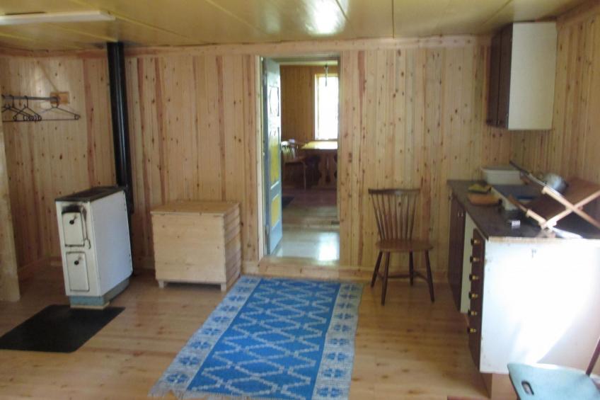 Einfache Holzhütte für das wahre Naturerlebnis am Stausee - foto 10