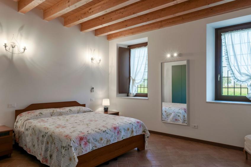 Zweizimmerwohnung mit Doppelbett und zwei Schlafsofas - foto 5