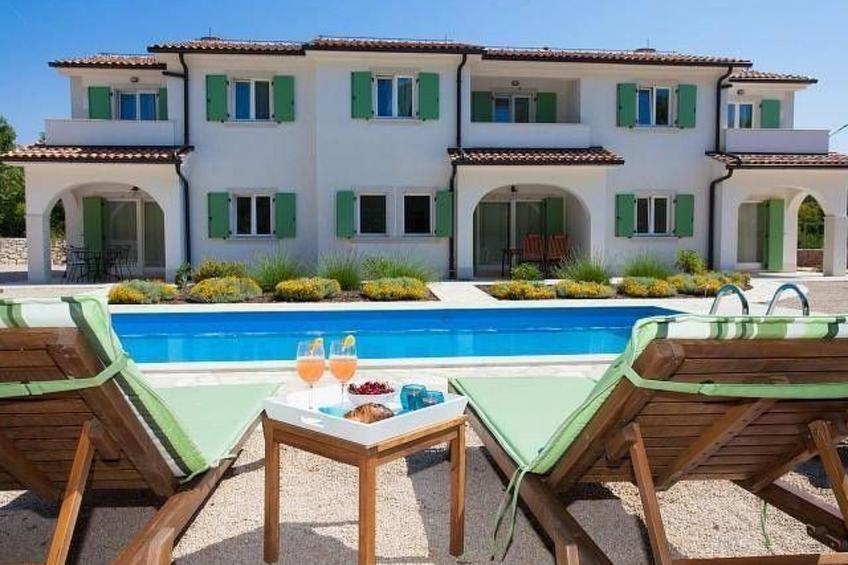 in Kras mit Offenem Kamin