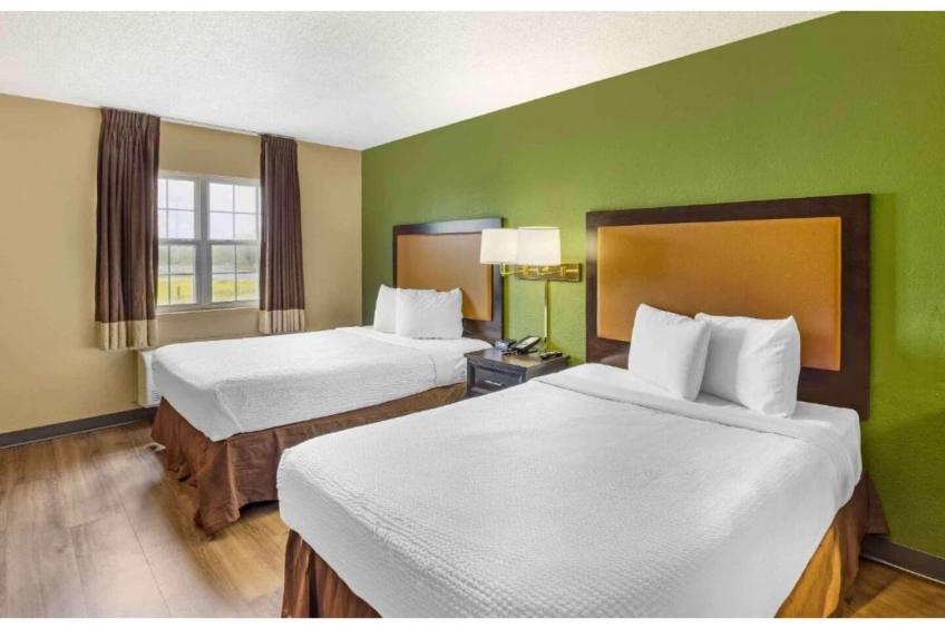 2 Full Beds | Non-Smoking, Kitchen - foto 2