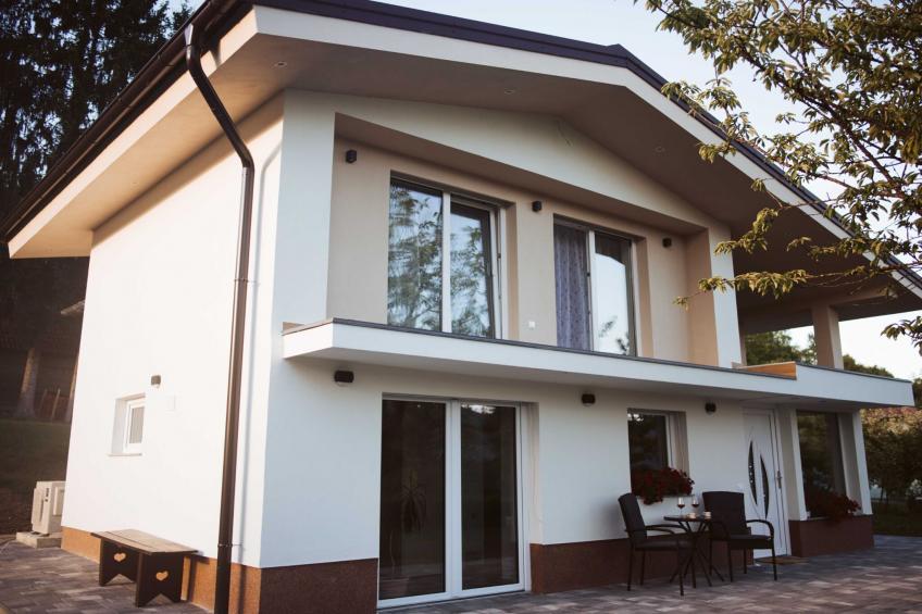 Cozy Holiday Home with Fireplace and Scenic Hills in Bistrica ob Sotli - Two Bedroom Holiday Home - foto 26