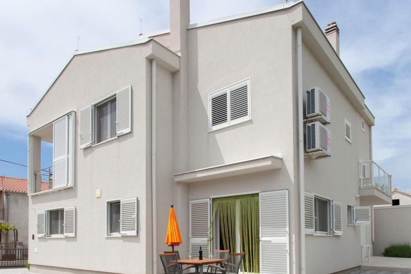 "Dinka" mit Terrasse - foto 2