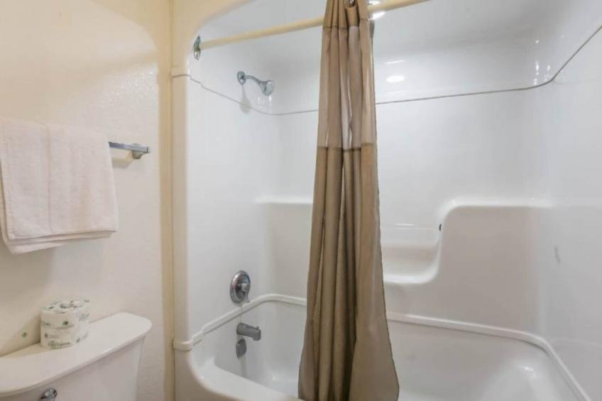 2 FULL BEDS  KITCHEN - foto 7