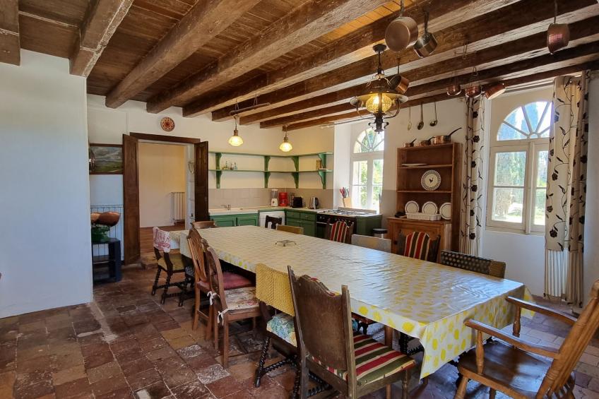 8-Zimmer-Schloss mit Pool und eigenem Park - foto 21