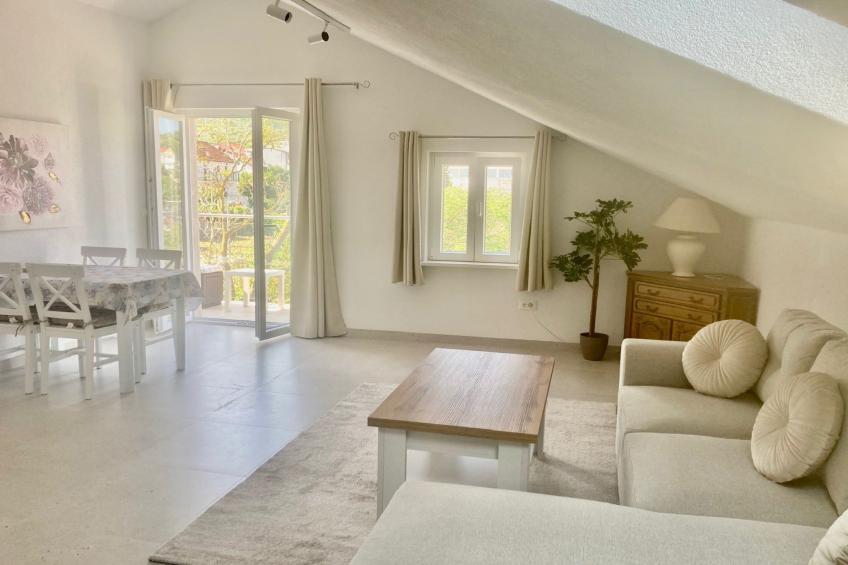 Apartment Villa Sunshine - Two Bedroom  Apartment with Terrace