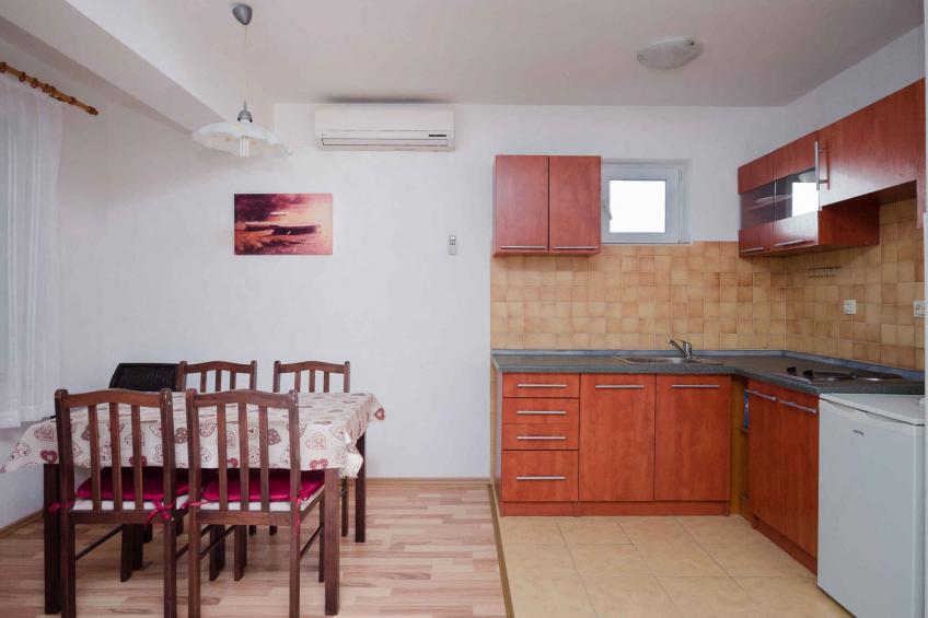 Holiday apartment with barbecue and balcony - BF-XPV6F - foto 12