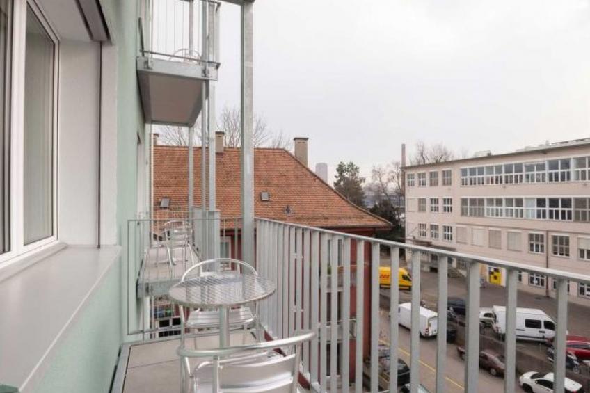 ZH Yellow 5 - Letzigrund HITrental Apartment - foto 5