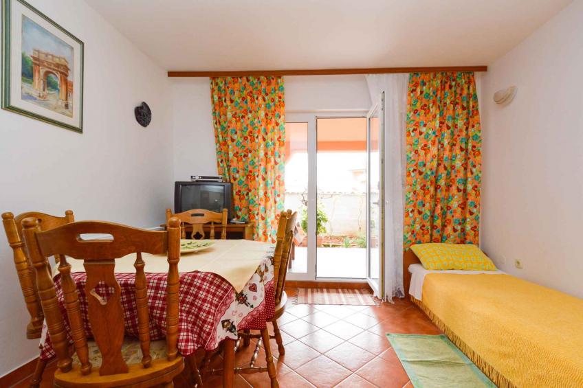 Holiday apartment with air conditioning and terrace - BF-WZMK - foto 11