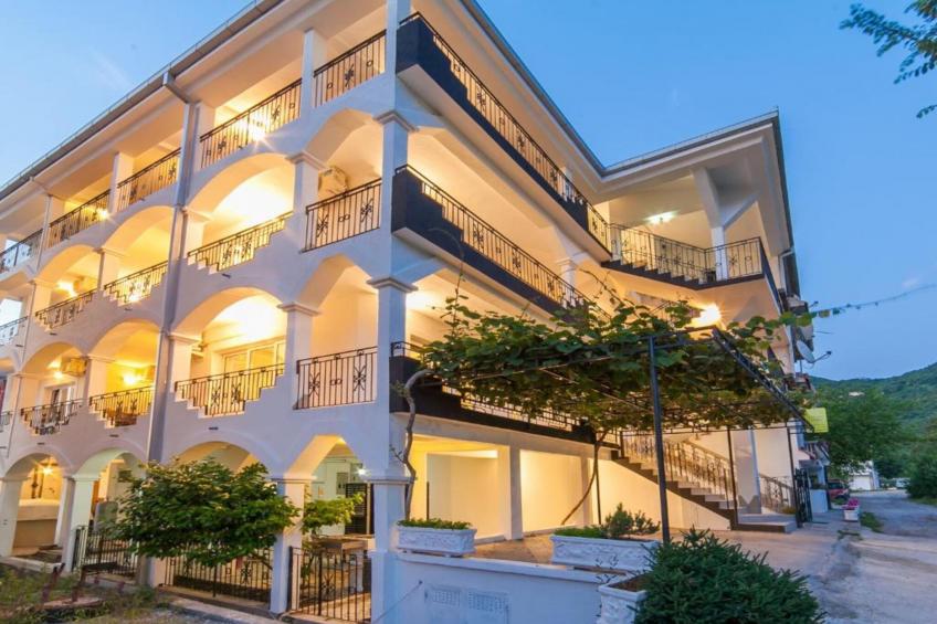 Perfect Budva Stay Near the Sea & Aqua Park -  Duplex Studio 1\/3 2 - foto 7