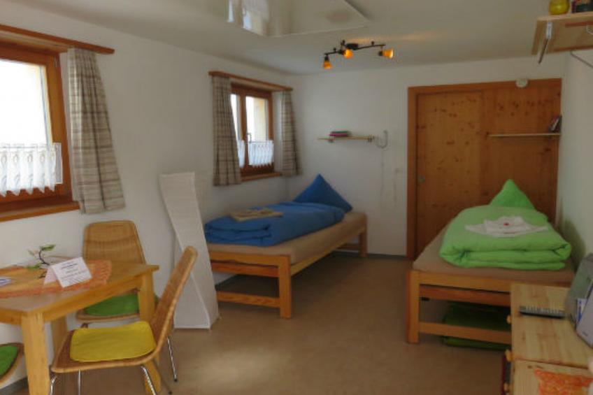 BioHof Casutt, Tenna, (Tenna), 06002B