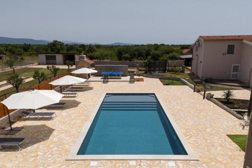 Five Bedroom Villa With Pool - foto 36