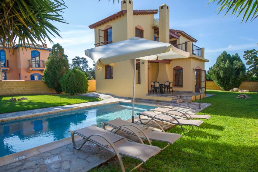 in Polis Chrysochous mit Offenem Kamin