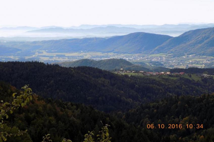 Comfortable Zreče Apartment with Playground and Private Parking, Ideal for Families - One Bedroom Apartment - foto 27