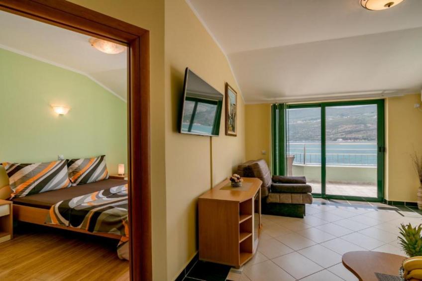 Amor Residence - One Bedroom Apartment with Terrace and Sea View (5 ) - foto 14