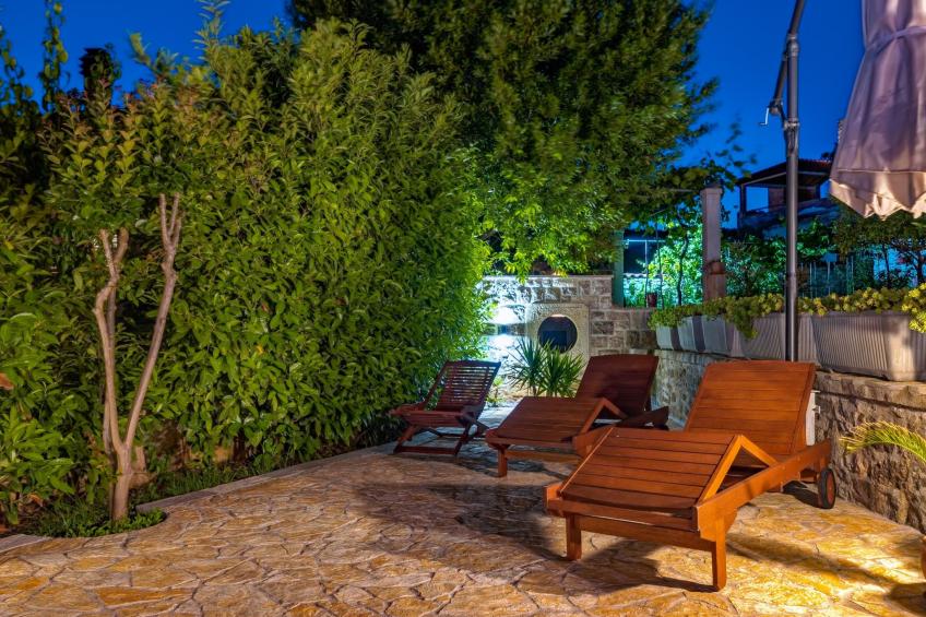 Ferienvilla "Laurus" mit Blick auf das Wasser - foto 32