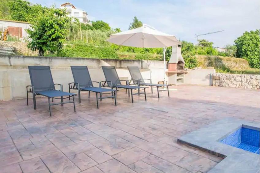 Holiday Home J&D No.2-Nine Bedroom House with Pool - foto 25