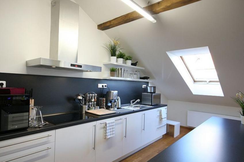 Luxuriöse Altbau-Dachgeschosswohnung in Prag - foto 27