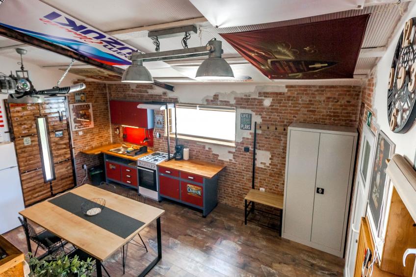 Haus im Industriestil Eni mit privatem Parkplatz - foto 24