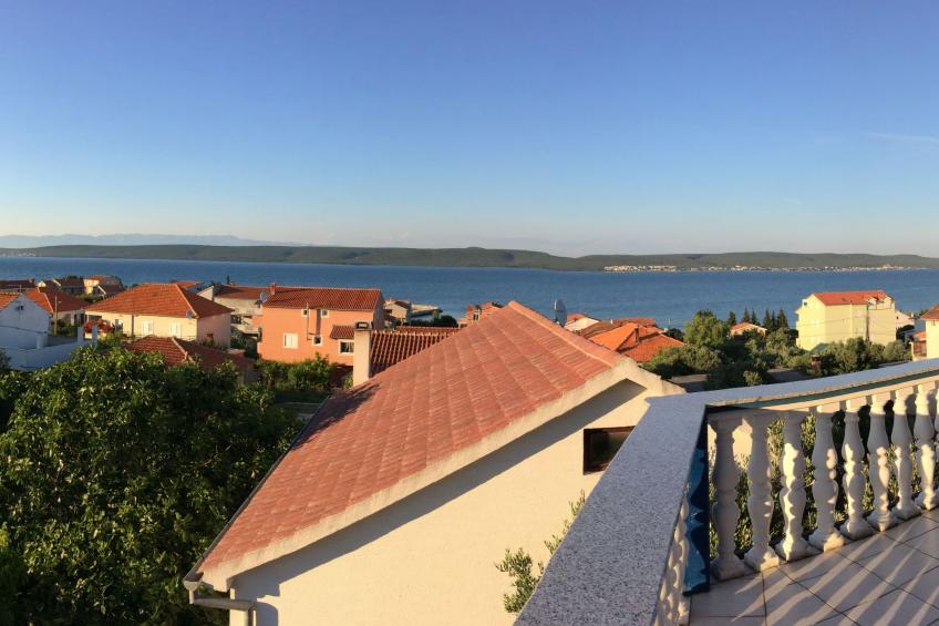 FeWo 2, mit 1. Schlafzimmer für 4. Personen mit Balkon im ersten Obergeschoss g - foto 3