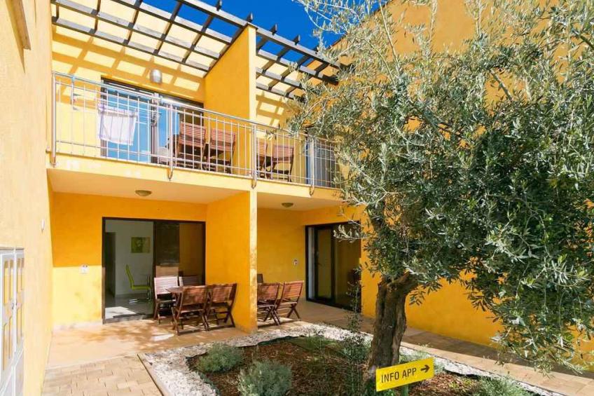 Holiday apartment with terrace and air conditioning - BF-D2MR - foto 10