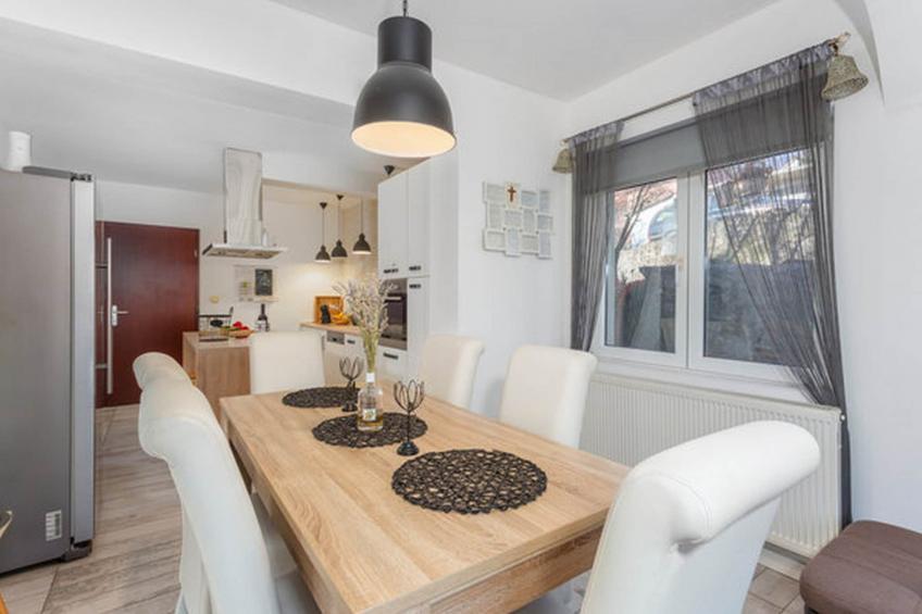 Apartment Brletic - Three Bedroom Apartment with Terrace - foto 2