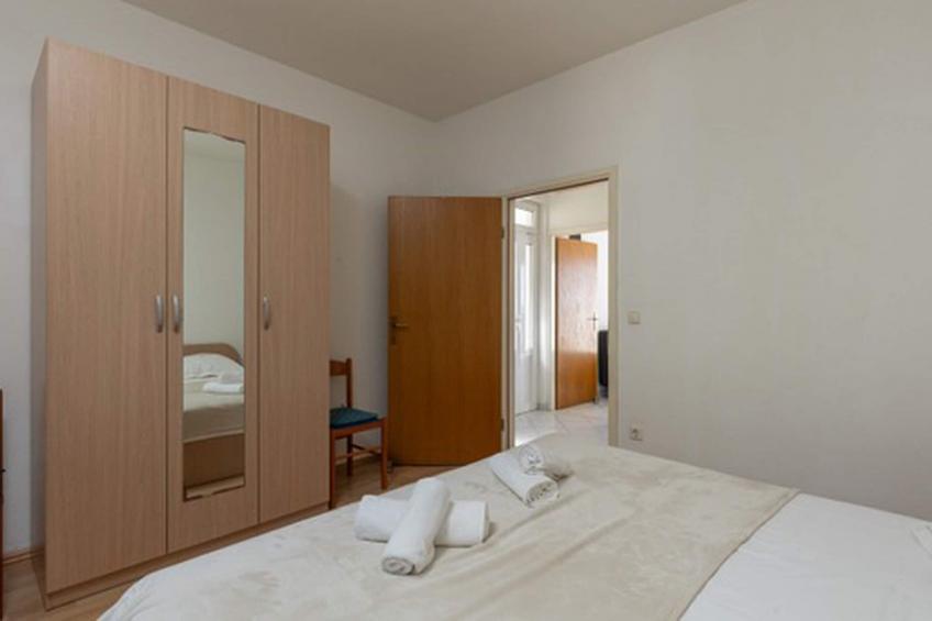 House Rašica - One Bedroom Apartment with Terrace and Sea view (2) - foto 14