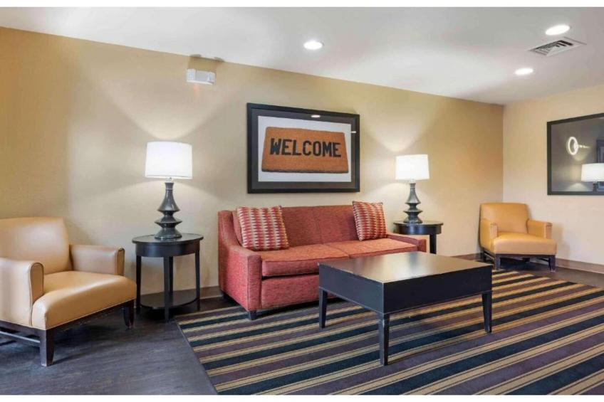 1 King Bed | Hearing Accessible, Kitchen - foto 6