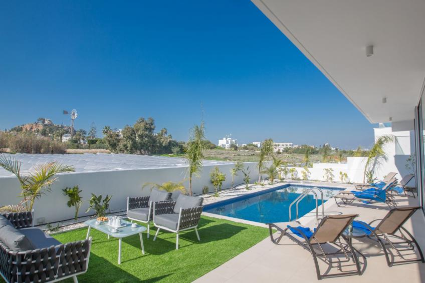 3-Schlafzimmer-Villa mit privatem Pool im Zentrum - foto 3