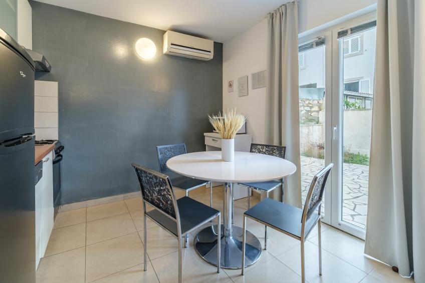 Apartments Tomy - Studio Apartment with terrace - foto 3