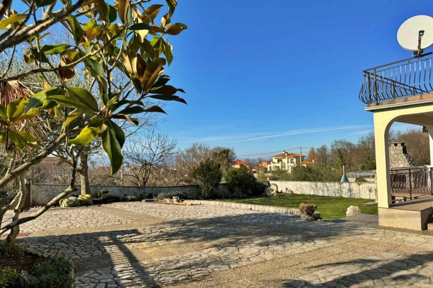 Vakantiewoning met airconditioning en terras - BF-RTN89 - foto 4