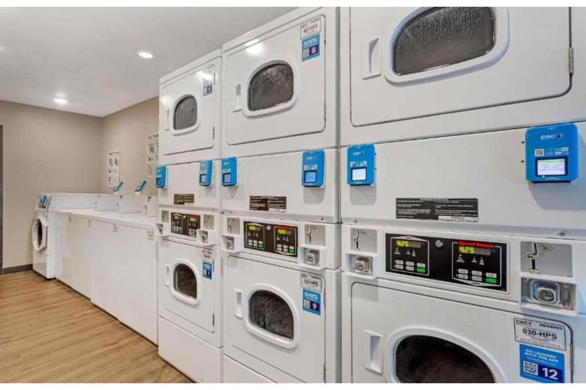 1 Full Bed | Non-Smoking, Kitchen - foto 28