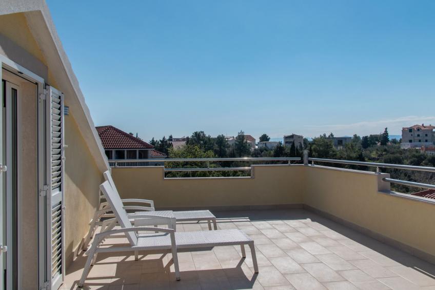 Gesamtes Ferienhaus in Sumartin mit Privatem Pool - foto 52