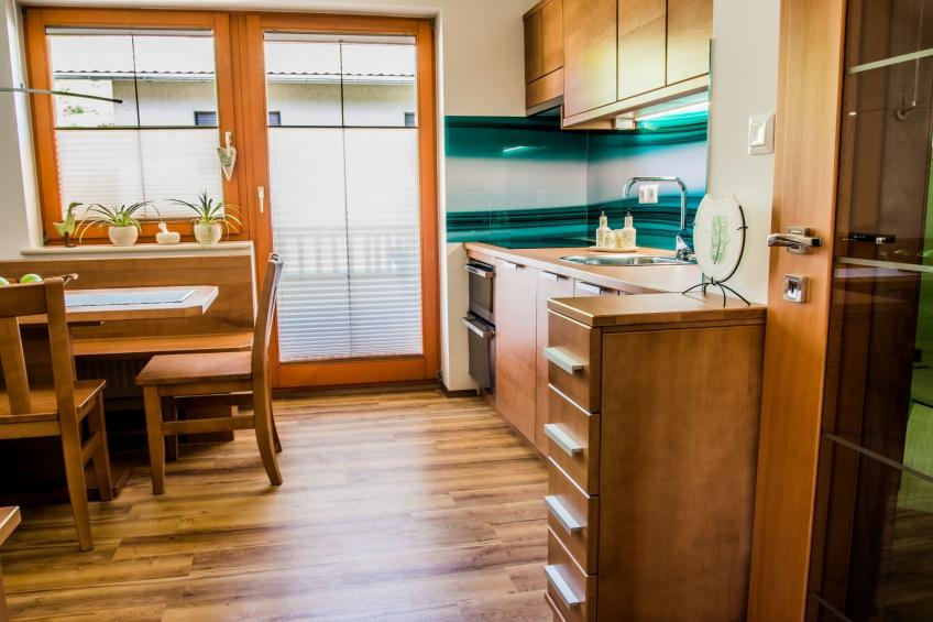 Riverside Pines Luce Apartments with Balcony - One Bedroom Apartment with Balcony (owner 2+2) - foto 6