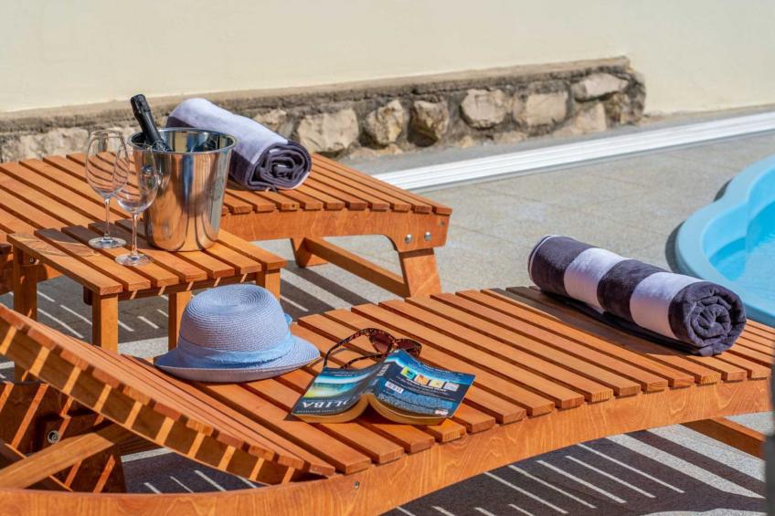 Charming Villa Rea, 8+2 with heated pool - foto 13